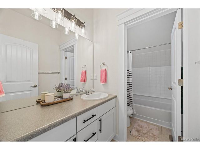 3564 Yosemite St, Denver, CO 80238