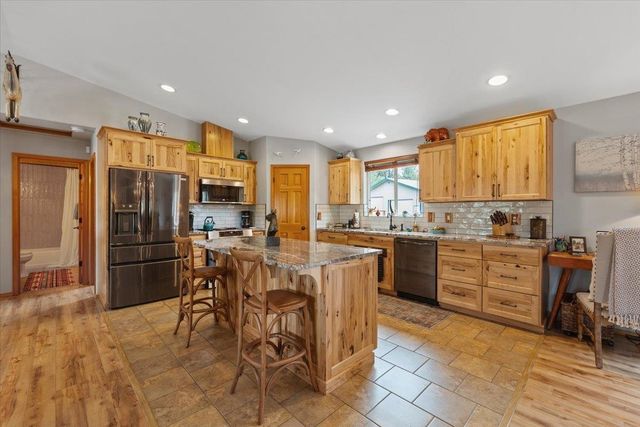 25106 W Carman Ln, Cheney, WA 99004