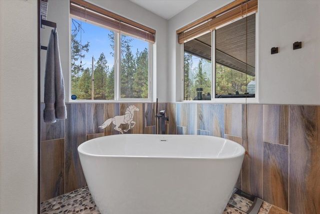 25106 W Carman Ln, Cheney, WA 99004