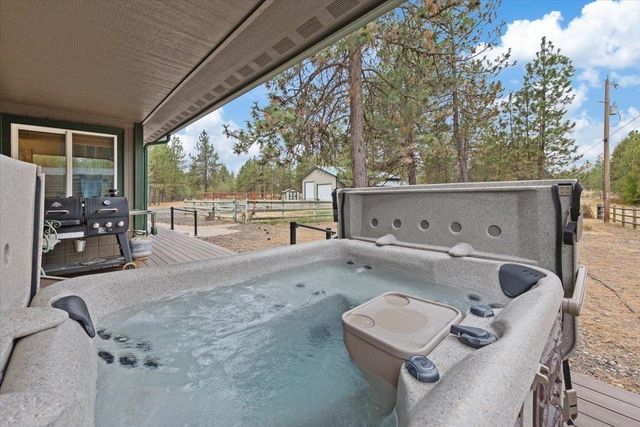 25106 W Carman Ln, Cheney, WA 99004