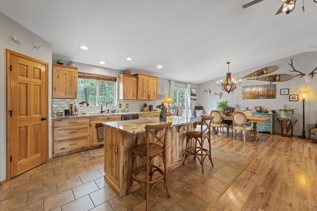 25106 W Carman Ln, Cheney, WA 99004