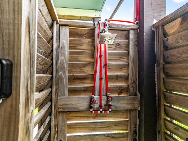 871 Surfview, Crystal Beach, TX 77650