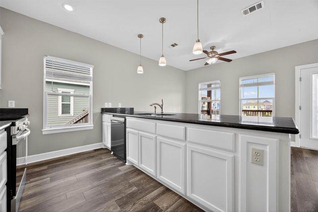 871 Surfview, Crystal Beach, TX 77650