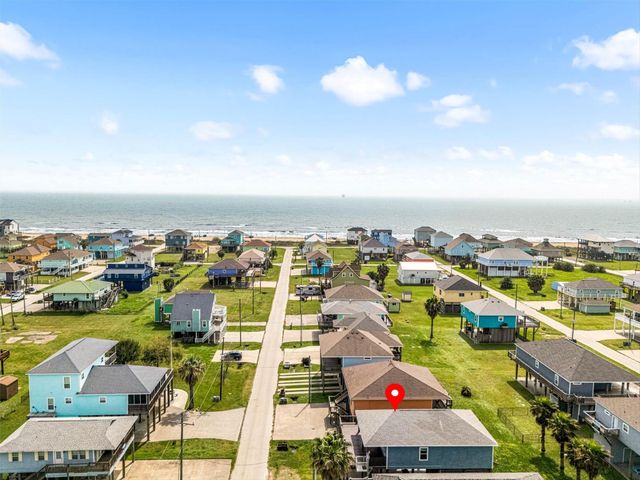 871 Surfview, Crystal Beach, TX 77650
