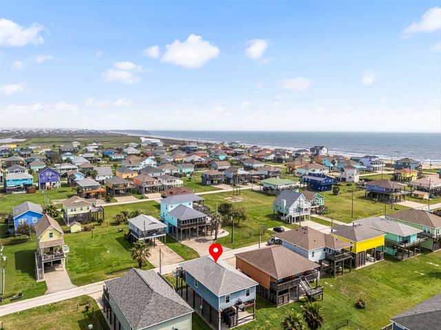 871 Surfview, Crystal Beach, TX 77650