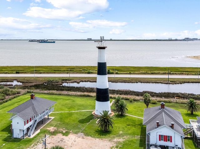 871 Surfview, Crystal Beach, TX 77650