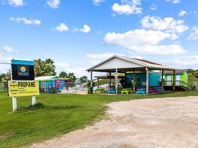 871 Surfview, Crystal Beach, TX 77650