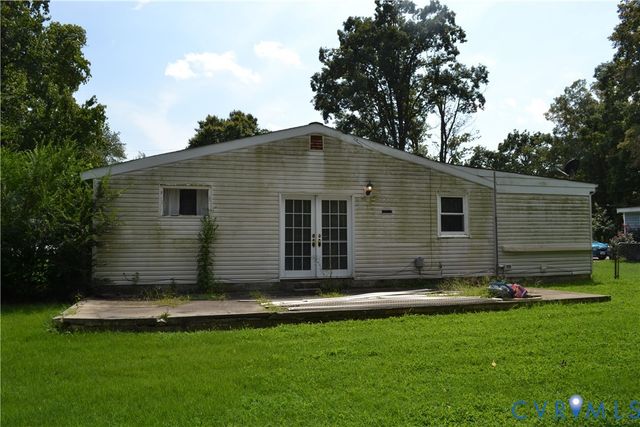 3024 Bensley Rd, Ampthill, VA 23237