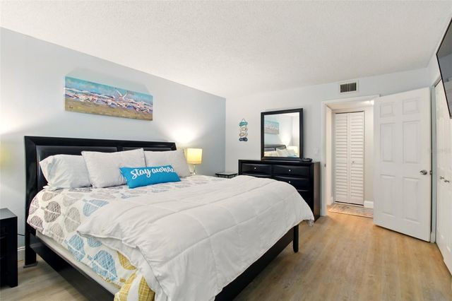 7625 SUN ISLAND DRIVE S 304, South Pasadena, FL 33707
