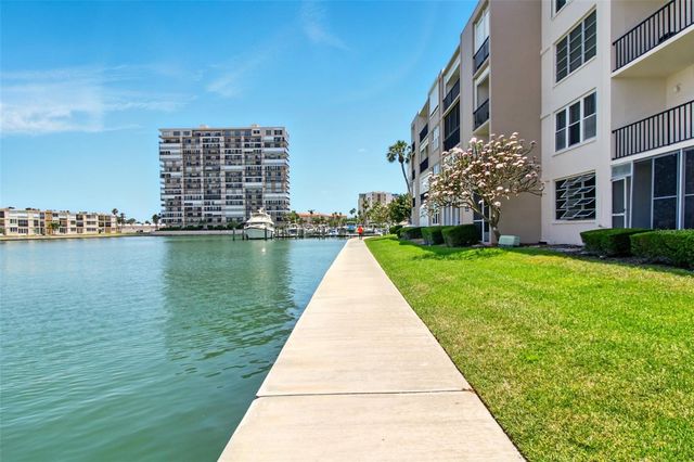 7625 SUN ISLAND DRIVE S 304, South Pasadena, FL 33707