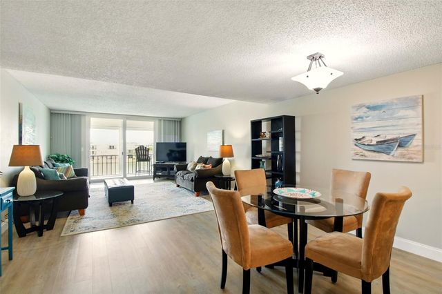 7625 SUN ISLAND DRIVE S 304, South Pasadena, FL 33707