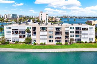 7625 SUN ISLAND DRIVE S 304, South Pasadena, FL 33707