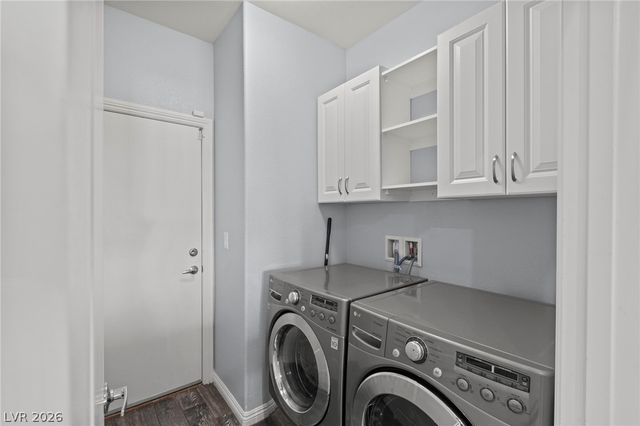 6414 White Tiger Court, Las Vegas, NV 89130