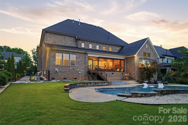 1016 Ladera Drive, Waxhaw, NC 28173