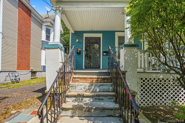 65 N Clinton Street, Poughkeepsie, NY 12601