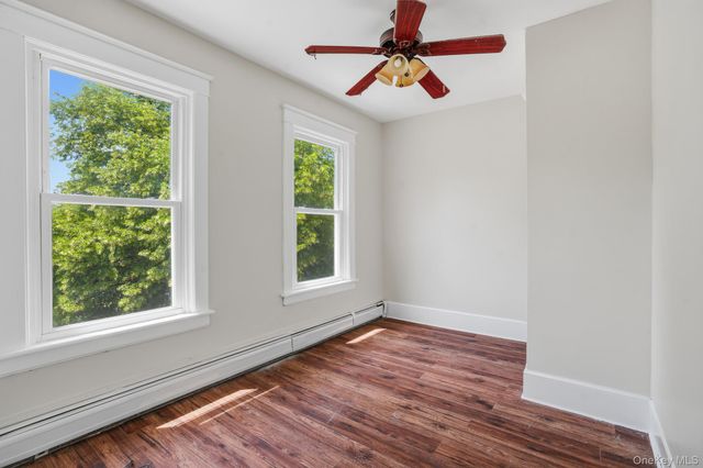65 N Clinton Street, Poughkeepsie, NY 12601