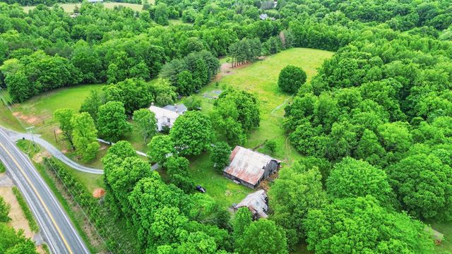 2816 Highway 12, N, Chapmansboro, TN 37035