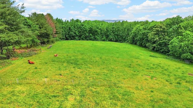 2816 Highway 12, N, Chapmansboro, TN 37035