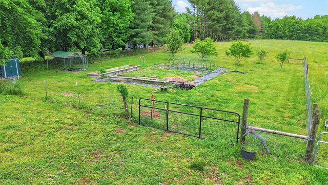 2816 Highway 12, N, Chapmansboro, TN 37035