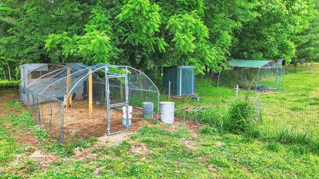 2816 Highway 12, N, Chapmansboro, TN 37035