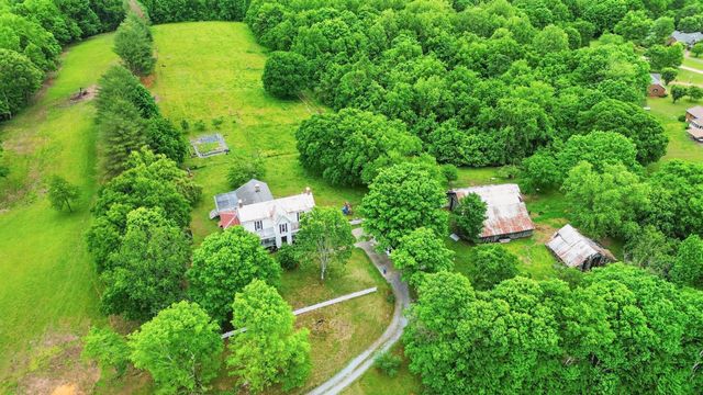 2816 Highway 12, N, Chapmansboro, TN 37035