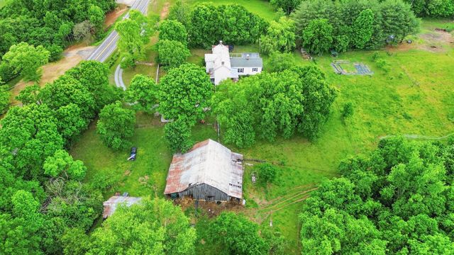 2816 Highway 12, N, Chapmansboro, TN 37035