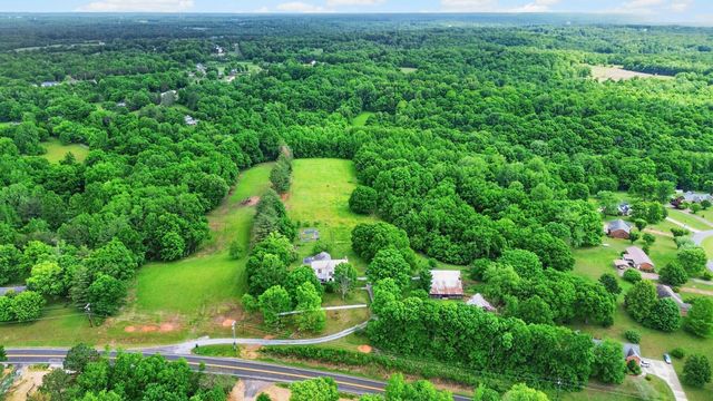 2816 Highway 12, N, Chapmansboro, TN 37035