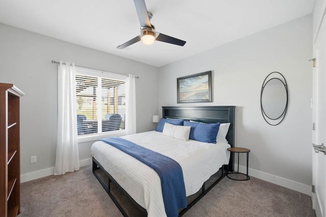 16333 Springbrook Trail, Urbandale, IA 50323