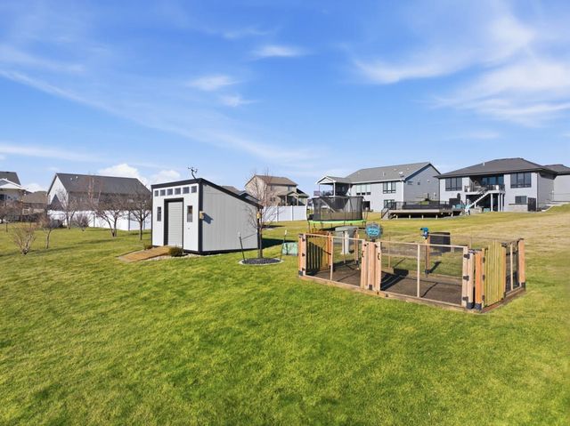 16333 Springbrook Trail, Urbandale, IA 50323