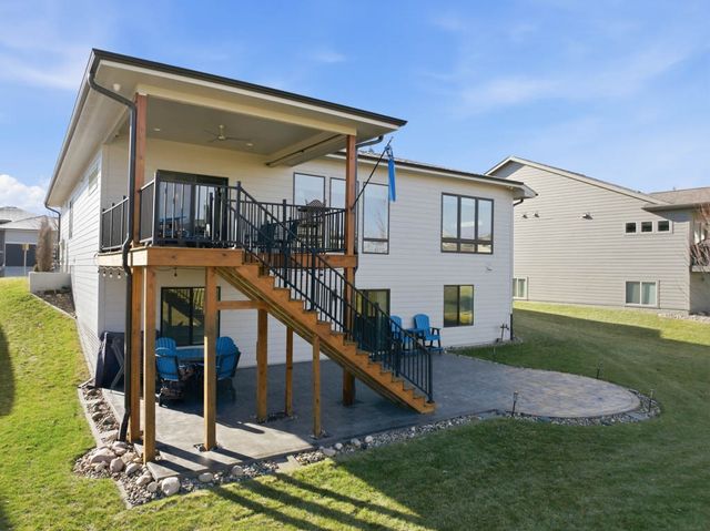 16333 Springbrook Trail, Urbandale, IA 50323