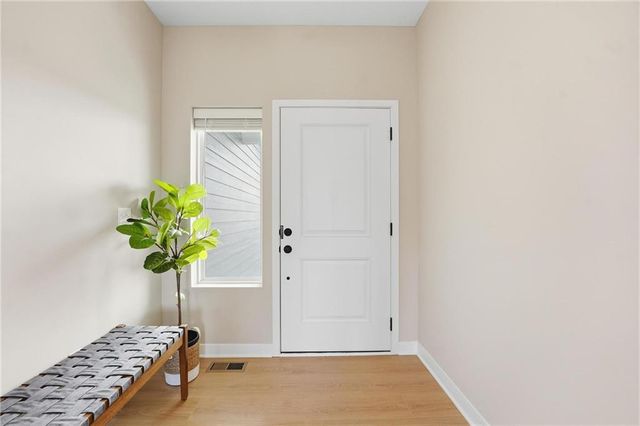 18275 W 166th Terrace, Olathe, KS 66062