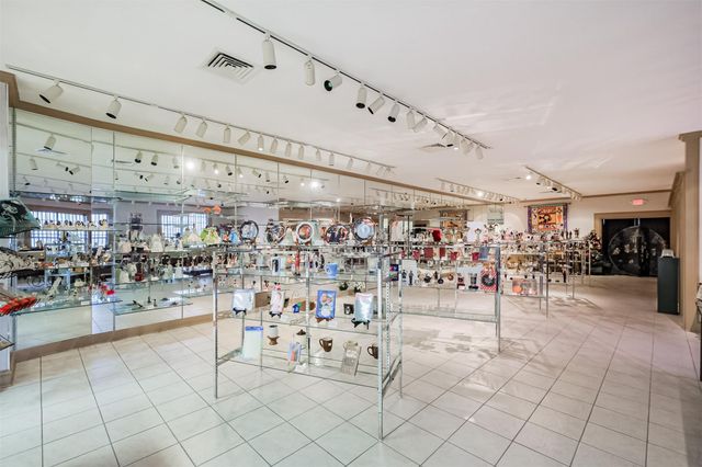 6130 Wheatley Street, Houston, TX 77091
