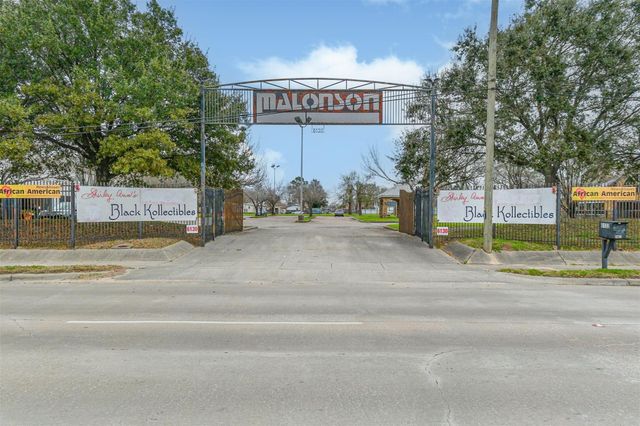 6130 Wheatley Street, Houston, TX 77091