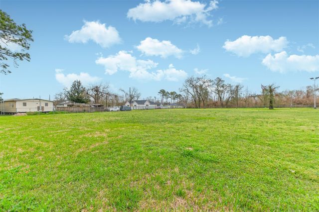 6130 Wheatley Street, Houston, TX 77091