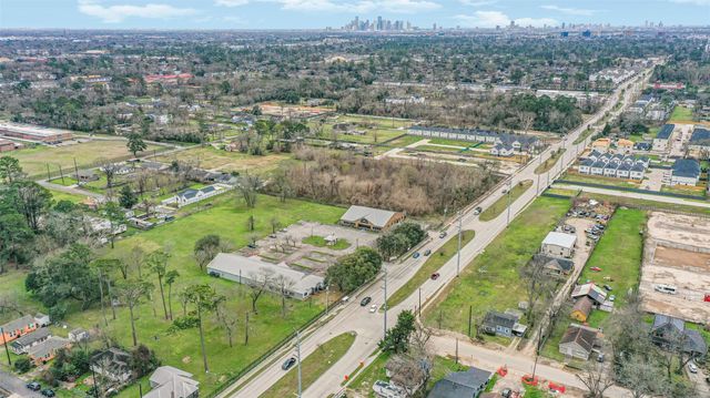 6130 Wheatley Street, Houston, TX 77091