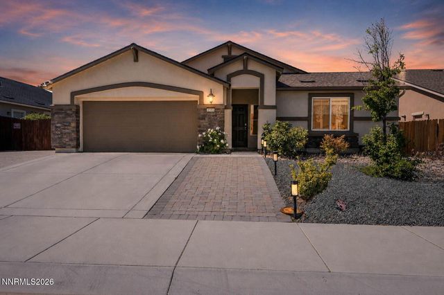 1555 Mahogany Hill Drive, Carson City, NV 89701