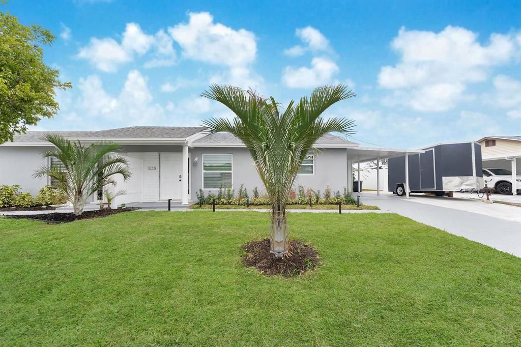 1115 Stillwater Drive, Jupiter, FL 33458