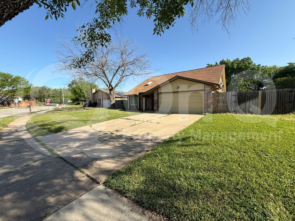 3005 Meandering Way, Bedford, TX 76021