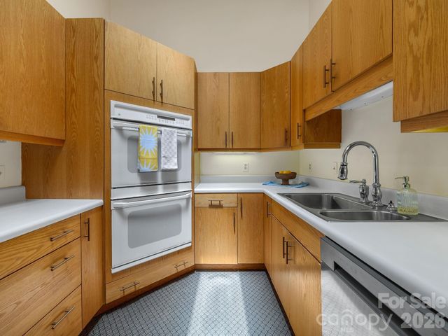 12 Hunting Country Trail, Tryon, NC 28782