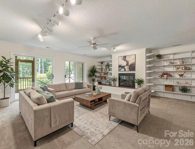 12 Hunting Country Trail, Tryon, NC 28782