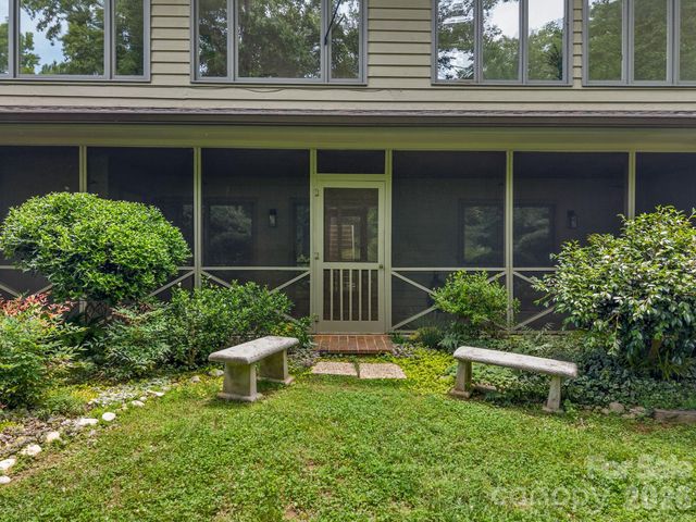 12 Hunting Country Trail, Tryon, NC 28782