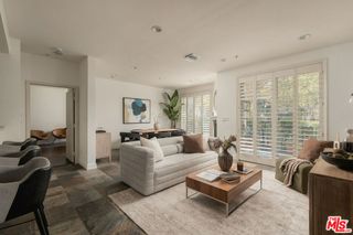 10639 Woodbridge Street 101, North Hollywood, CA 91602