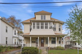 42 Berkshire St, Springfield, MA 01151
