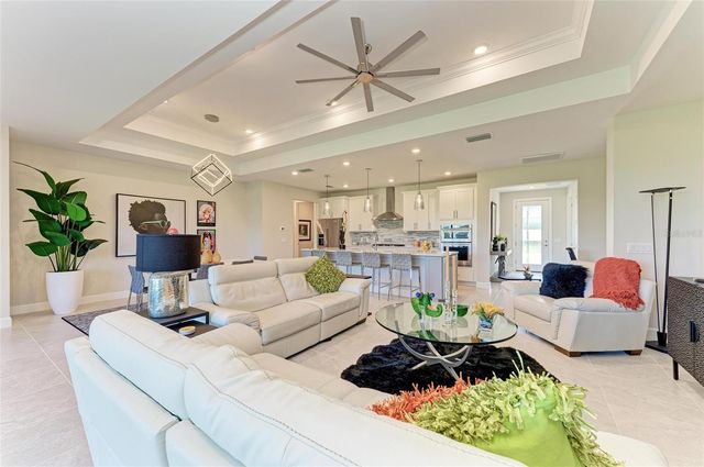 7136 SUMMERLAND COVE, Bradenton, FL 34202