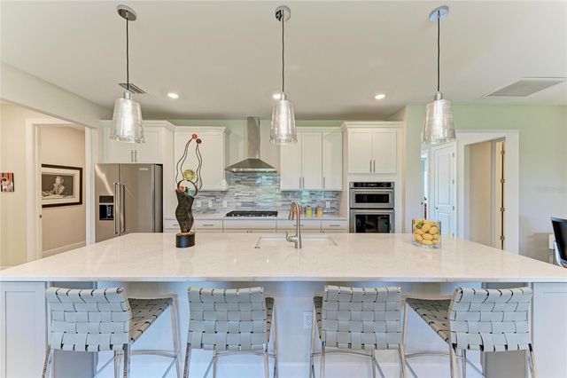 7136 SUMMERLAND COVE, Bradenton, FL 34202