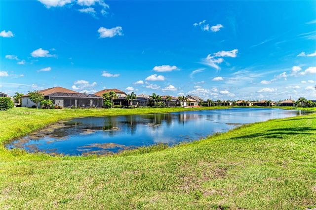 7136 SUMMERLAND COVE, Bradenton, FL 34202