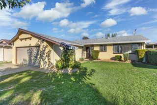 7433 Troon Way, Sacramento, CA 95822