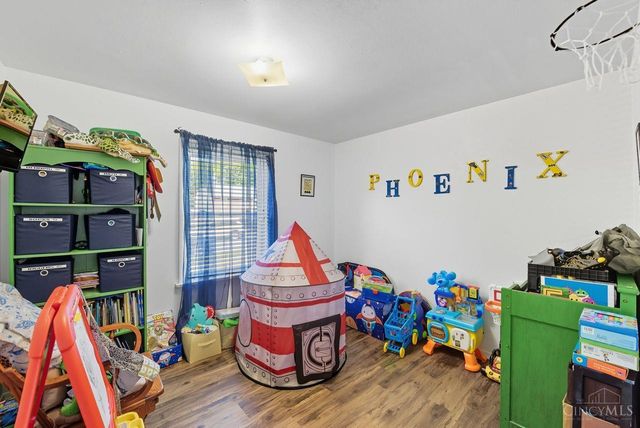 5974 Sunridge Drive, Cincinnati, OH 45224