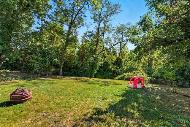 5974 Sunridge Drive, Cincinnati, OH 45224