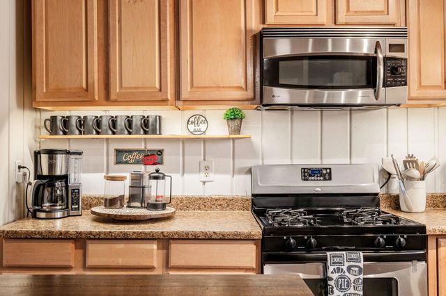 52172 Acorn Lane, Idyllwild, CA 92549